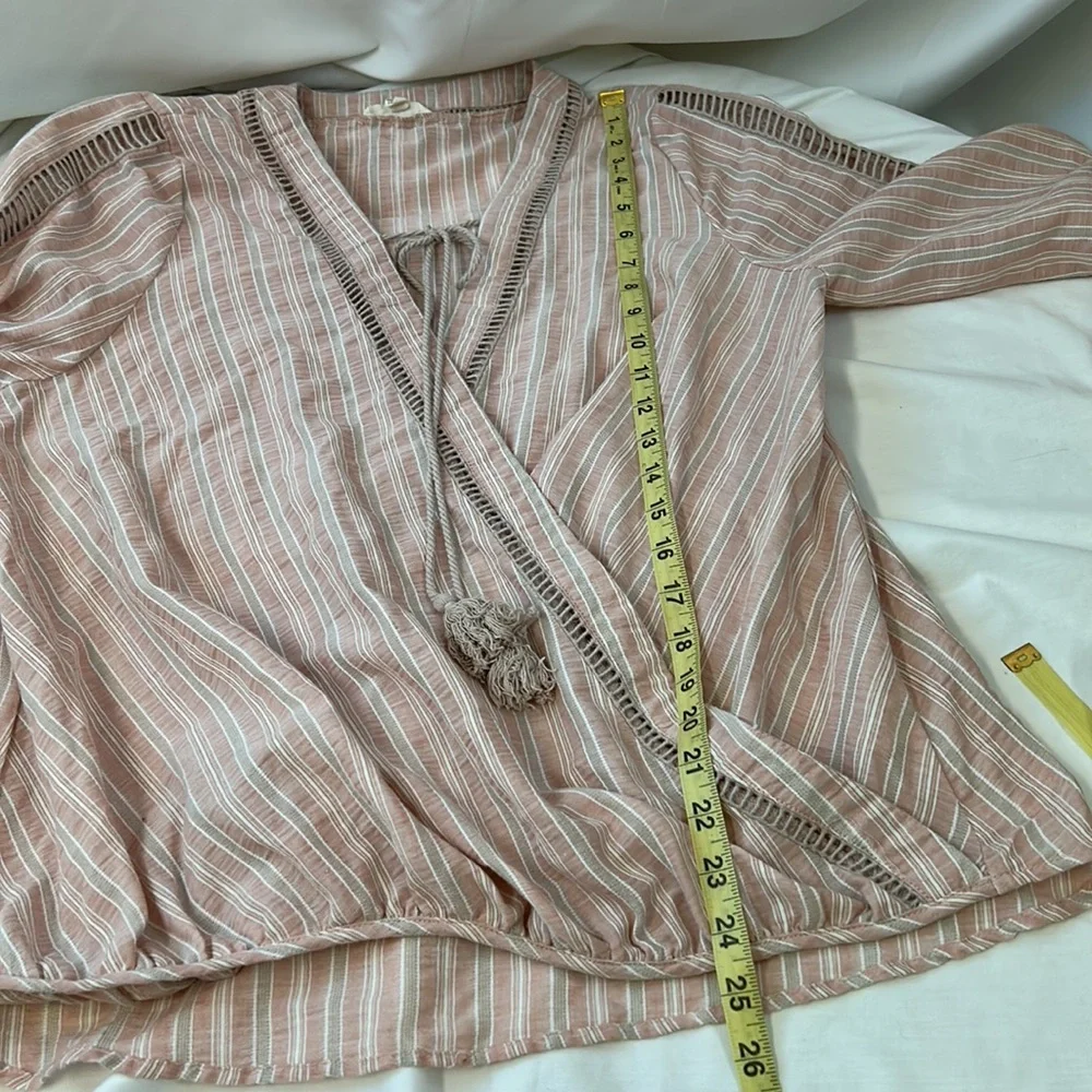 Promesa Deep VNeck Striped Peasant Boho Blouse Size Large - Picture 8 of 11